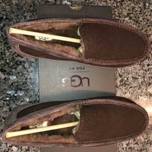 MENS UGG SLIPPER ASCOT SIZE 13